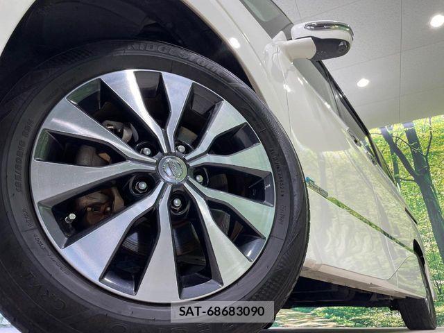 Nissan SERENA 2018-02 7359780-13