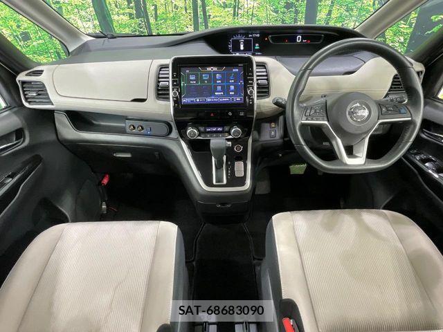 Nissan SERENA 2018-02 7359780-1