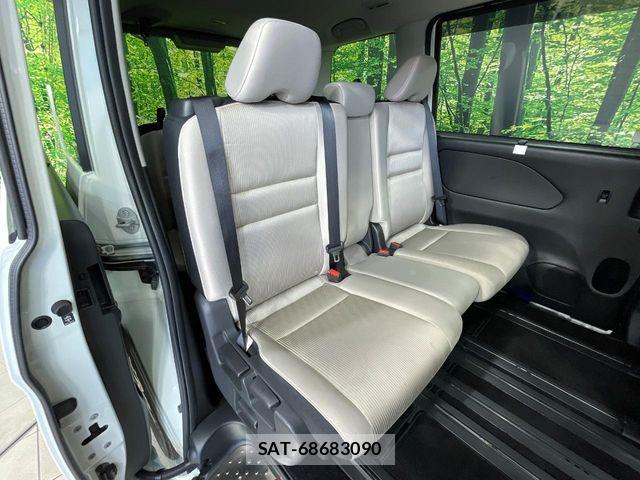 Nissan SERENA 2018-02 7359780-8
