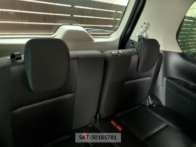 Nissan SERENA 2017-07 7359786-10