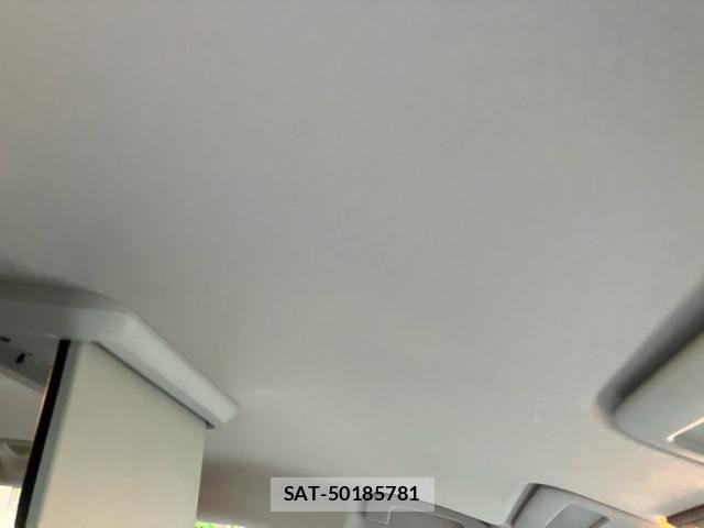 Nissan SERENA 2017-07 7359786-12