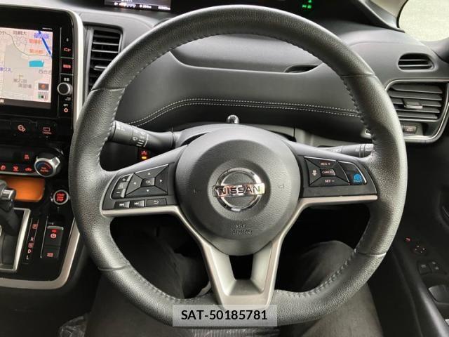 Nissan SERENA 2017-07 7359786-14