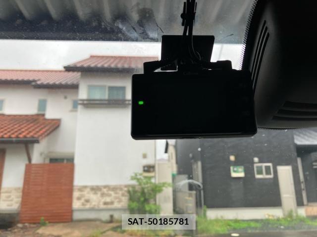 Nissan SERENA 2017-07 7359786-21