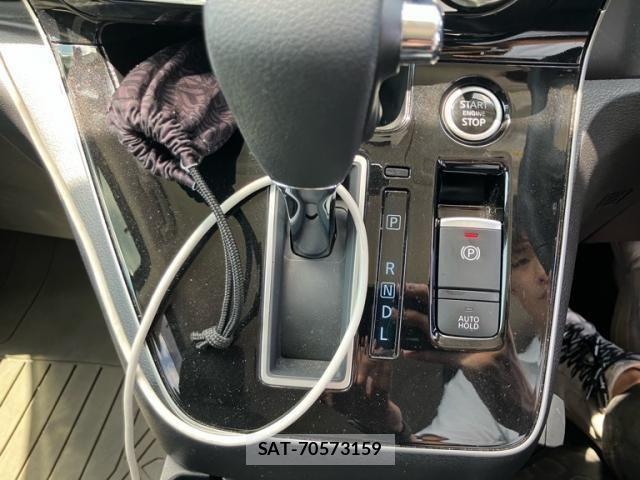 Nissan SERENA 2019-09 7359781-20