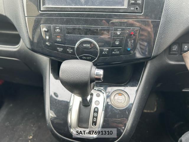 Nissan SERENA 2013-08 7359800-20