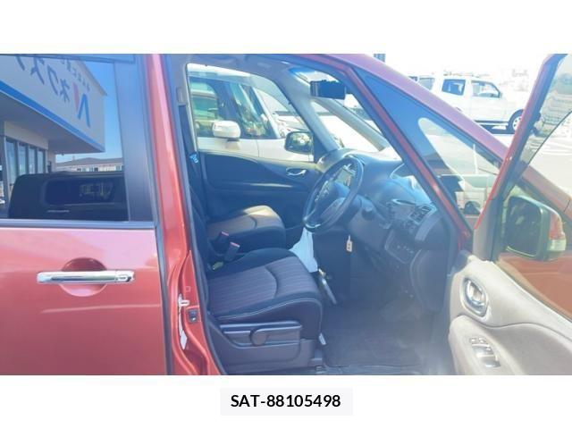 Nissan SERENA 2014-05 7359797-10