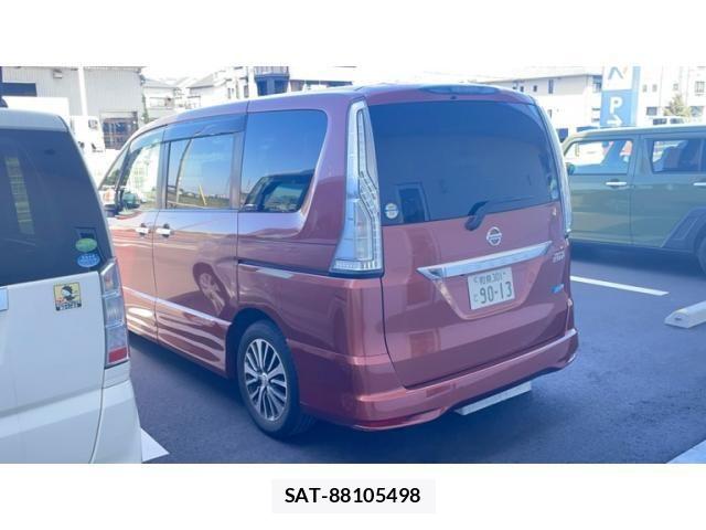 Nissan SERENA 2014-05 7359797-1