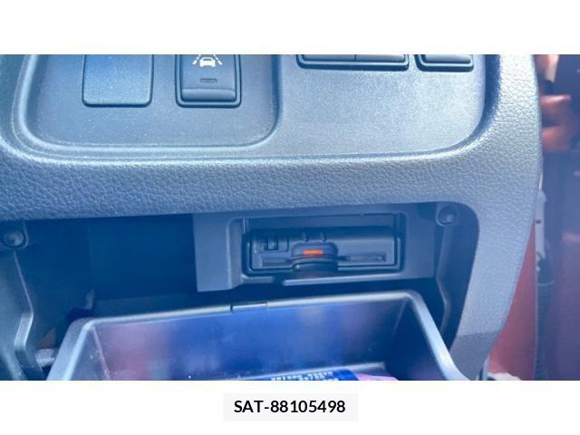 Nissan SERENA 2014-05 7359797-23