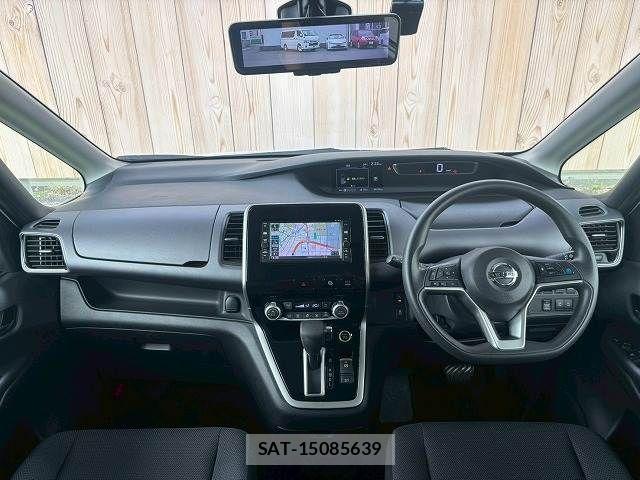 Nissan SERENA 2016-10 7359785-2