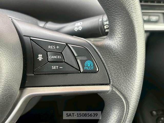 Nissan SERENA 2016-10 7359785-6