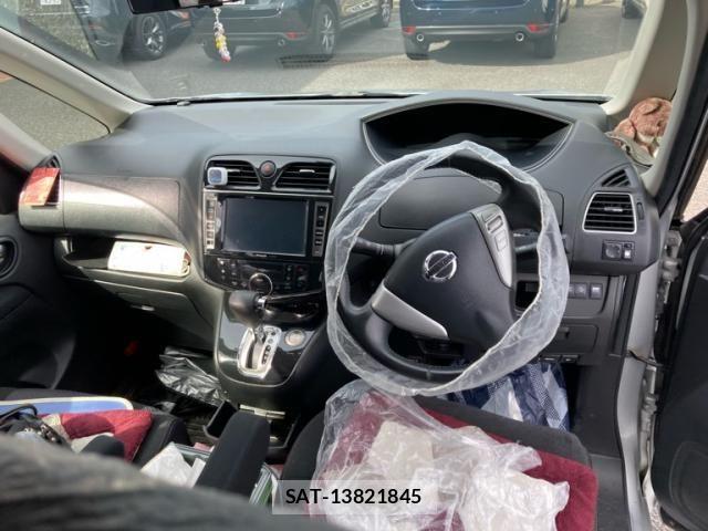 Nissan SERENA 2013-06 7359802-6