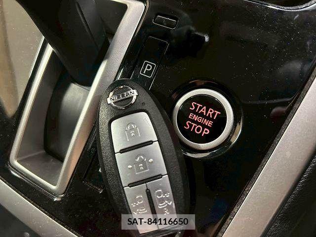 Nissan SERENA 2017-07 7359794-11