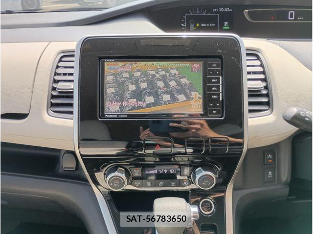 Nissan SERENA 2018-03 7359790-11