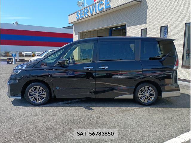 Nissan SERENA 2018-03 7359790-3