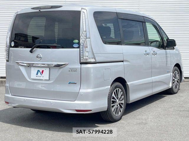 Nissan SERENA 2014-07 7359793-18