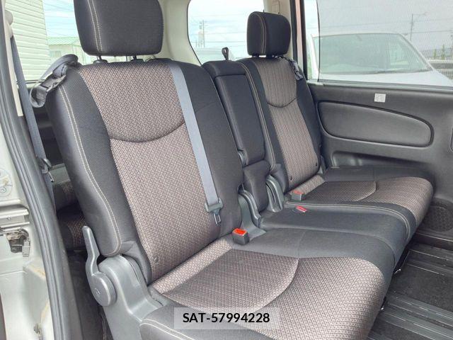 Nissan SERENA 2014-07 7359793-8