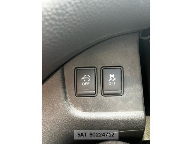 Nissan SERENA 2015-06 7359799-19