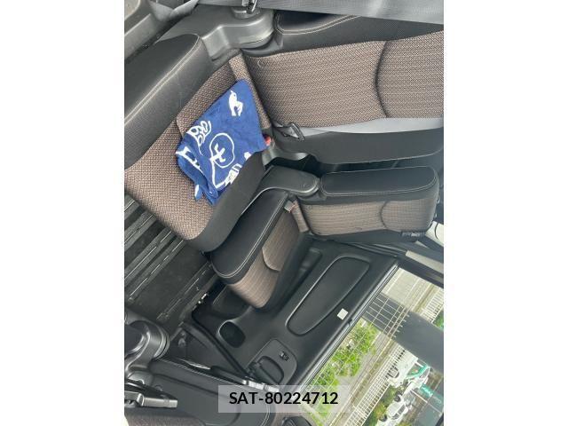 Nissan SERENA 2015-06 7359799-6