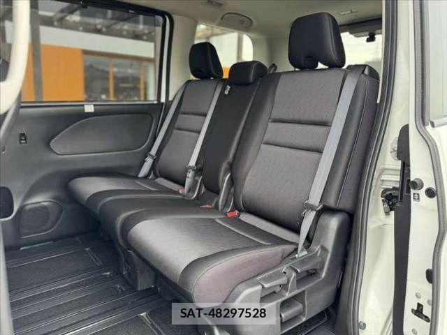 Nissan SERENA 2019-03 7359787-17