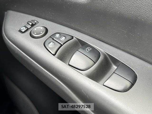 Nissan SERENA 2019-03 7359787-28