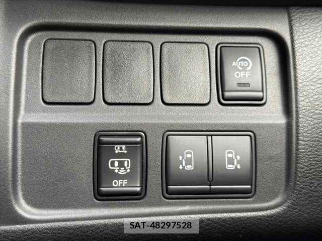 Nissan SERENA 2019-03 7359787-4