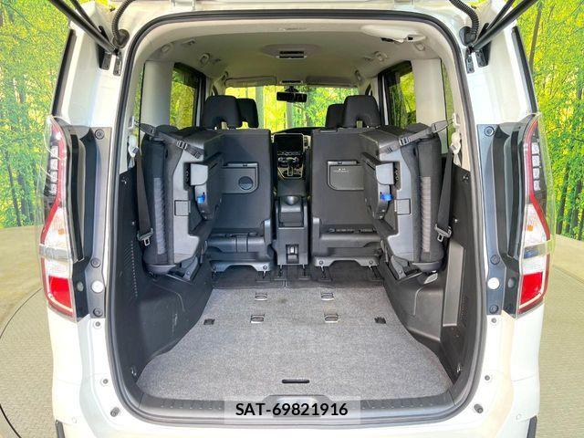 Nissan SERENA 2021-07 7394019-10