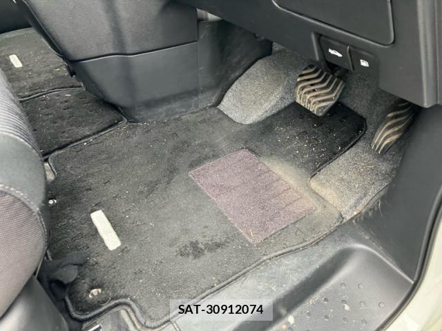 Nissan SERENA 2019-11 7394020-10