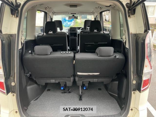 Nissan SERENA 2019-11 7394020-14