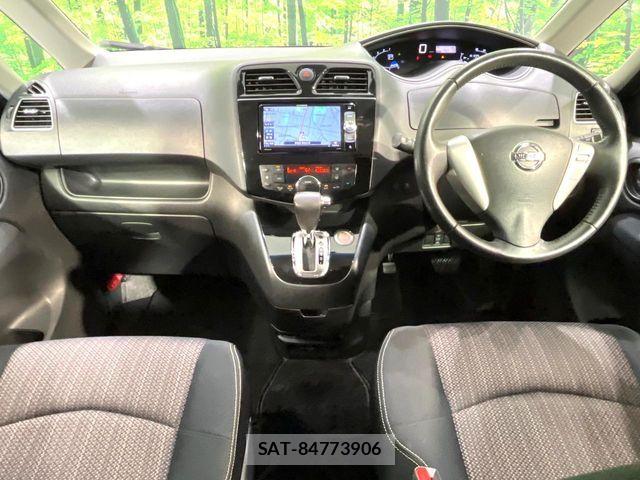 Nissan SERENA 2015-12 7394033-1