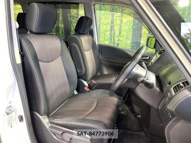 Nissan SERENA 2015-12 7394033-8