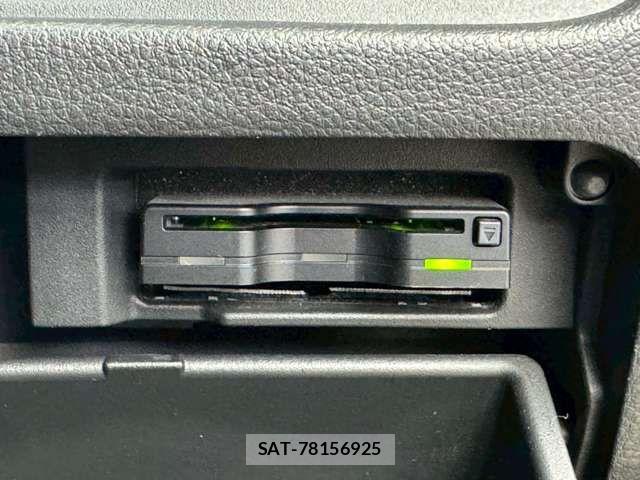 Nissan SERENA 2015-02 7394027-11