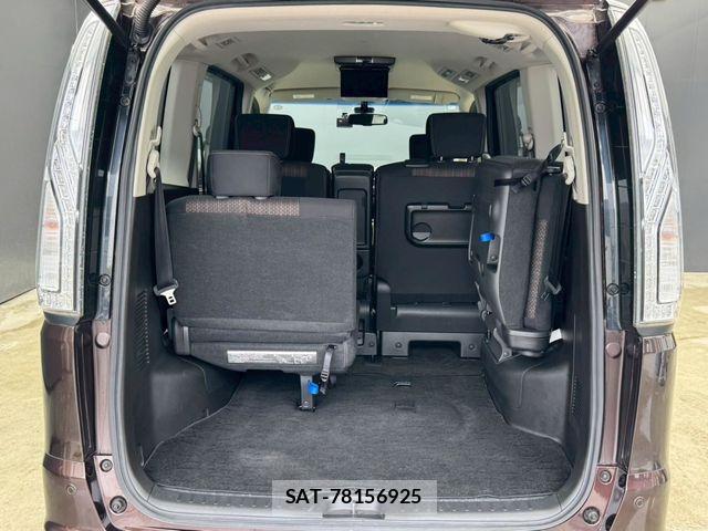 Nissan SERENA 2015-02 7394027-23
