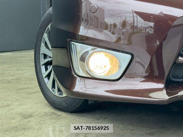 Nissan SERENA 2015-02 7394027-26