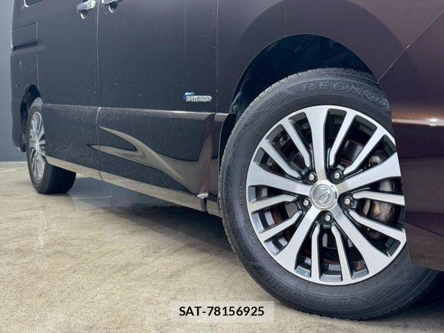 Nissan SERENA 2015-02 7394027-27