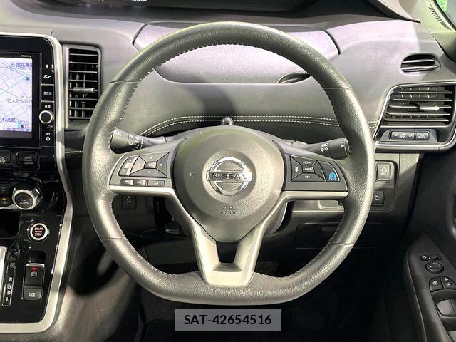 Nissan SERENA 2018-02 7394023-11