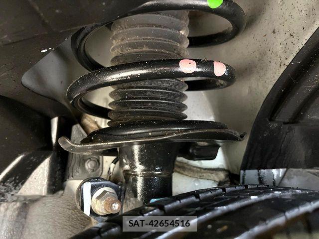 Nissan SERENA 2018-02 7394023-19