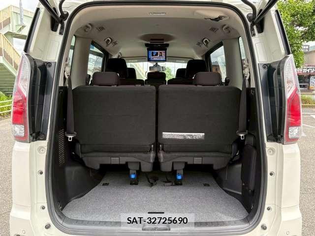 Nissan SERENA 2018-06 7394026-16