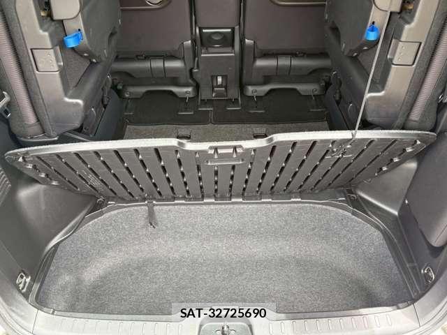 Nissan SERENA 2018-06 7394026-18