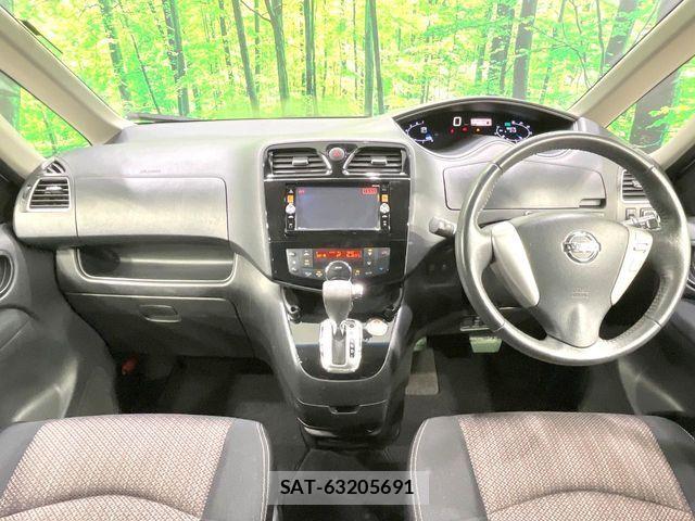 Nissan SERENA 2014-08 7394037-1
