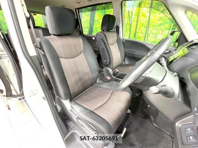 Nissan SERENA 2014-08 7394037-7