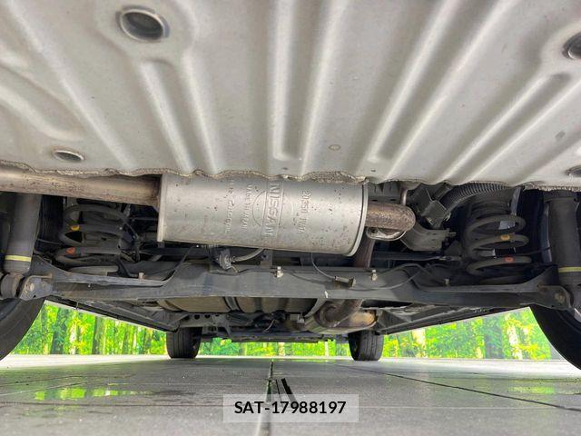 Nissan SERENA 2017-01 7394030-19