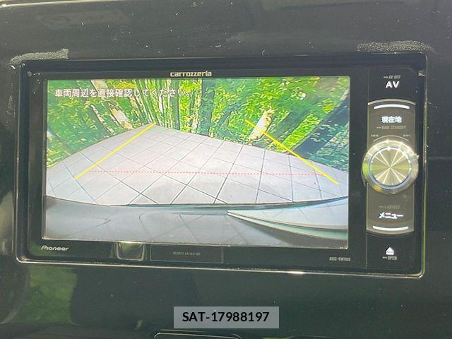 Nissan SERENA 2017-01 7394030-6