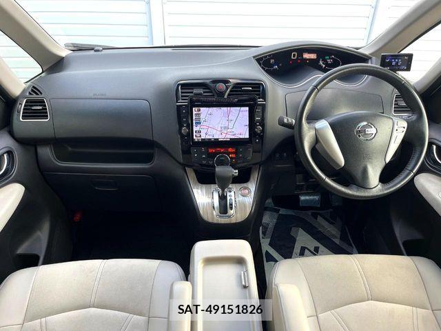 Nissan SERENA 2014-03 7394032-1