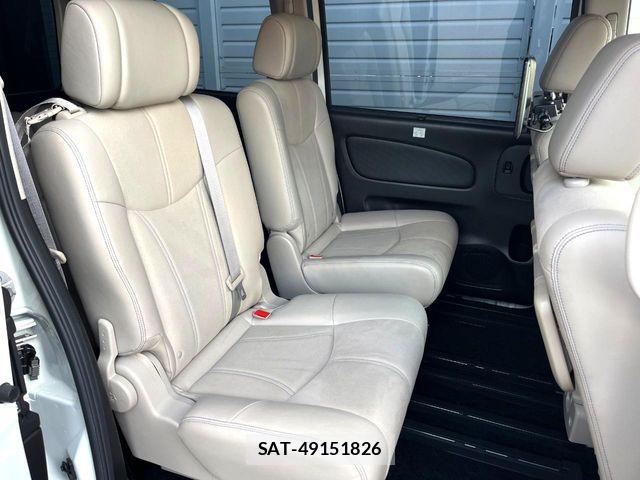 Nissan SERENA 2014-03 7394032-8