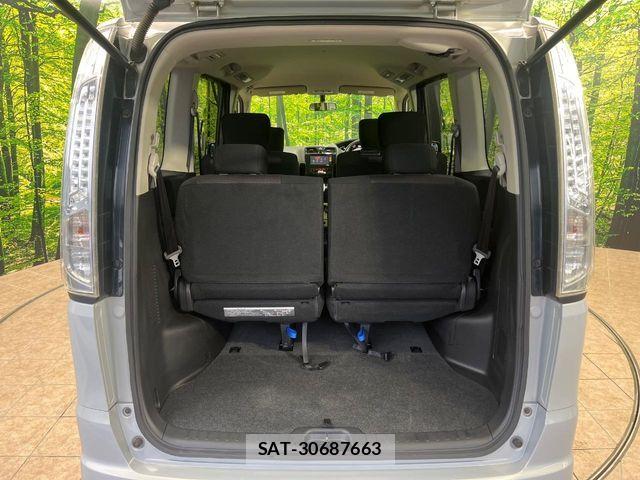 Nissan SERENA 2013-06 7394029-10