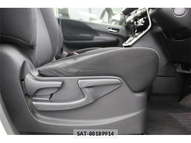 Nissan SERENA 2016-10 7394034-27