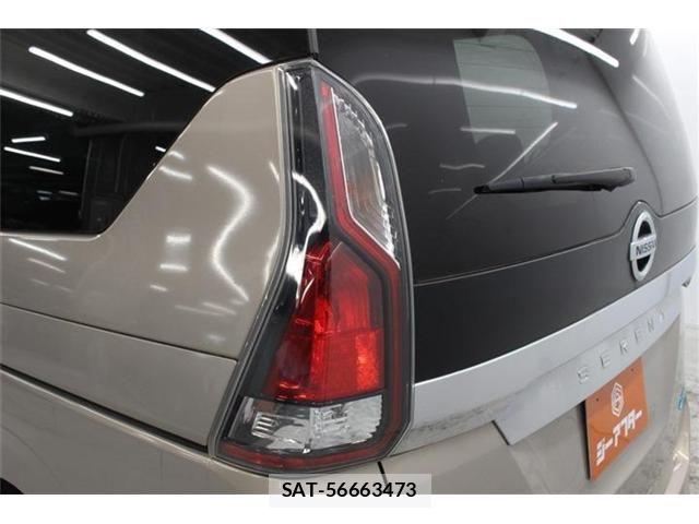 Nissan SERENA 2017-03 7394028-15