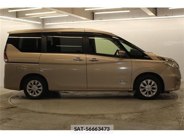 Nissan SERENA 2017-03 7394028-3