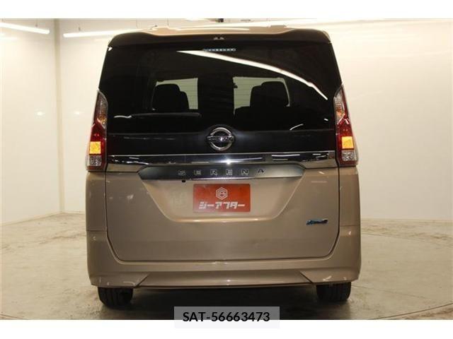 Nissan SERENA 2017-03 7394028-5
