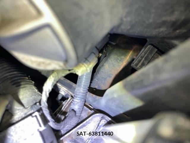 Nissan SERENA 2013-07 7394041-24